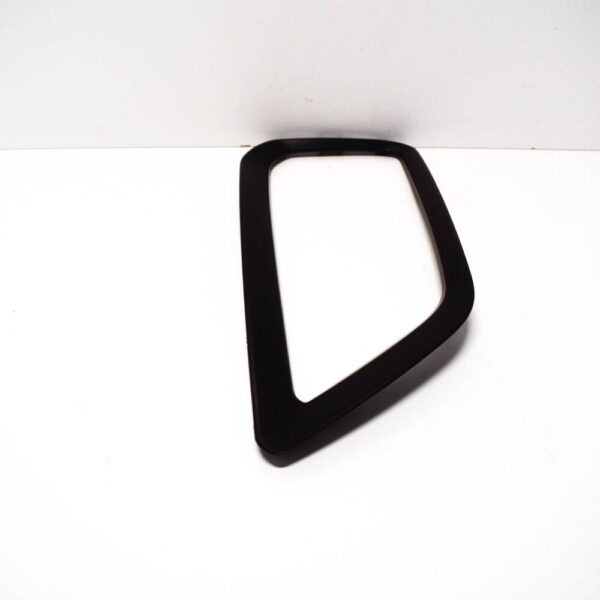 86564J9000 Hyundai Kona Front Right Lamp Bezel Trim Moulding 86564J9000 NEW GENUINE