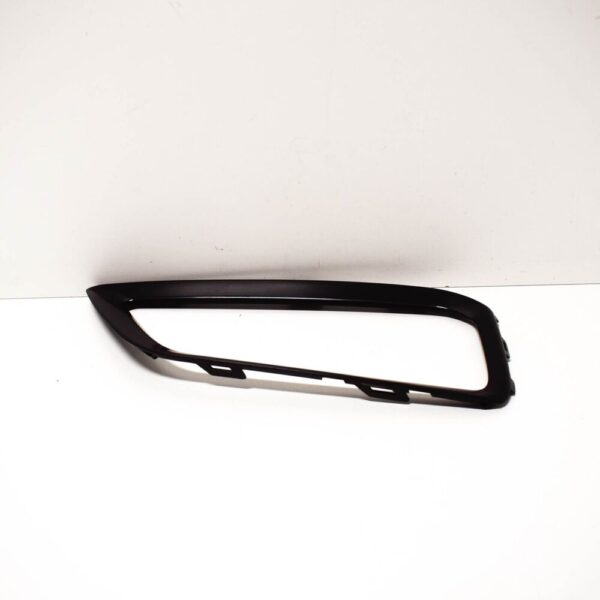 Hyundai Kona Front Right Lamp Bezel Trim Moulding 86564J9000 NEW GENUINE - Image 5