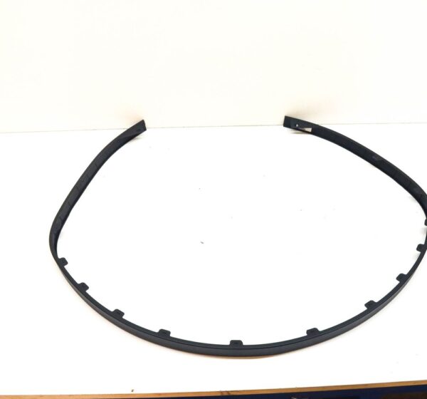 86567-J9000 86567J9000 HYUNDAI KONA FRONT BUMPER LOWER LIP MOLDING 86567-J9000 NEW GENUINE