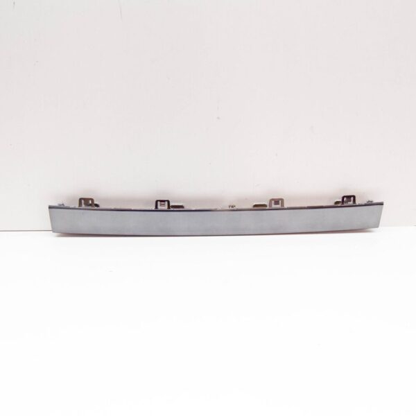 HYUNDAI TUCSON NX4 MK4 FRONT BUMPER CENTRE BAR 86569N7010 NEW - Image 3