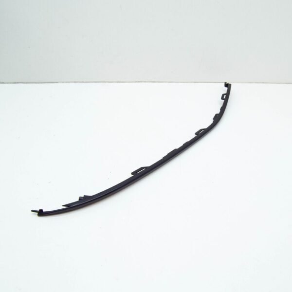HYUNDAI i30 GD Front Right Bumper Molding 86586S0000 NEW GENUINE - Image 4