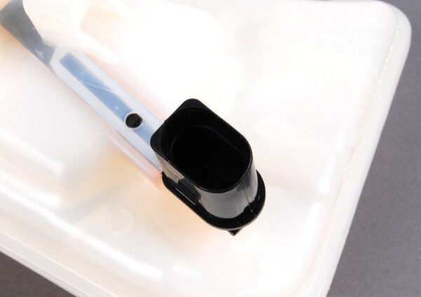 Genuine VAG Brake Liquid Tank for Audi A4 A6 Passat 8E0611301G - Image 4