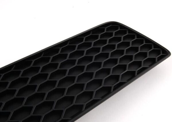 Audi RS4 B7 06-08 Rear Bumper Trim Insert Genuine 8E08078333FZ - Image 3