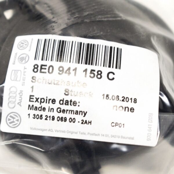 Audi A4 B7 Front Dipped Low Beam Headlight Cover Cap 8E0941158C NEW ORIGINAL - Image 3
