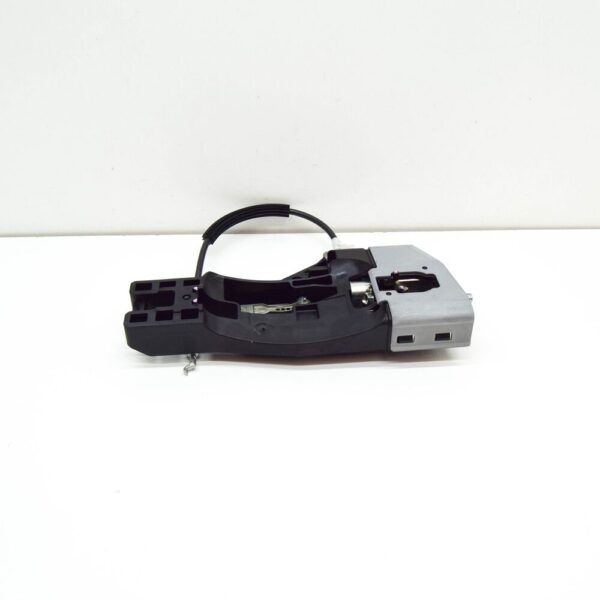 8J2837886A