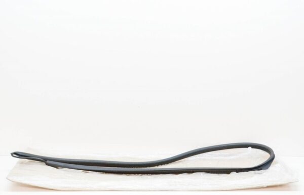 8J8831707D