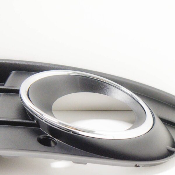 Audi A4 B8 Front Left Fog Light Grill 8K0807681J01C New ORIGINAL - Image 5