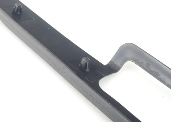 Audi A4 B8 bonnet edge protection 8K0823126J NEW REAL - Image 3