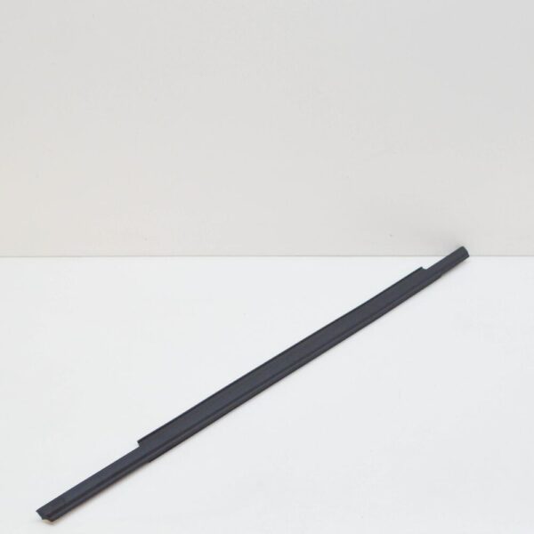 Audi A4 B8 rear left window trim 8K0839477F - Image 4