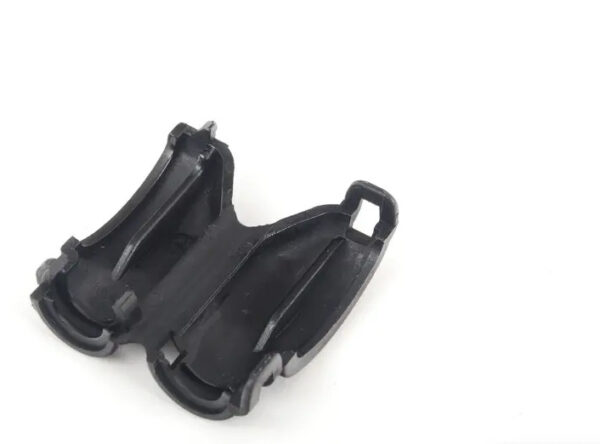 NEW ŠKODA SUPERB MK3 EXHAUST FLAPS - ADAPTER - PROTECTIVE CAP 8K0971921F ORIGINAL - Image 3