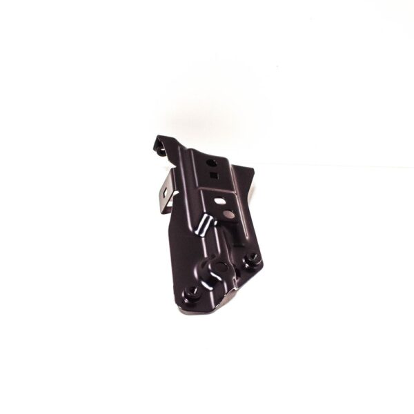 Audi A3 8P Front Right Fender Bracket Holder 8P0821136A New ORIGINAL - Image 4