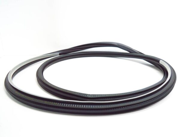 Audi A3 8P Front Door Inner Seal 8P3831721K6V9 NEW ORIGINAL - Image 5