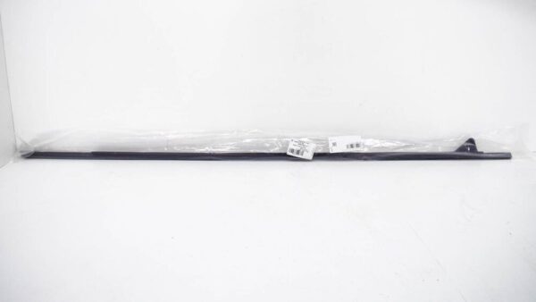 8P3837477C