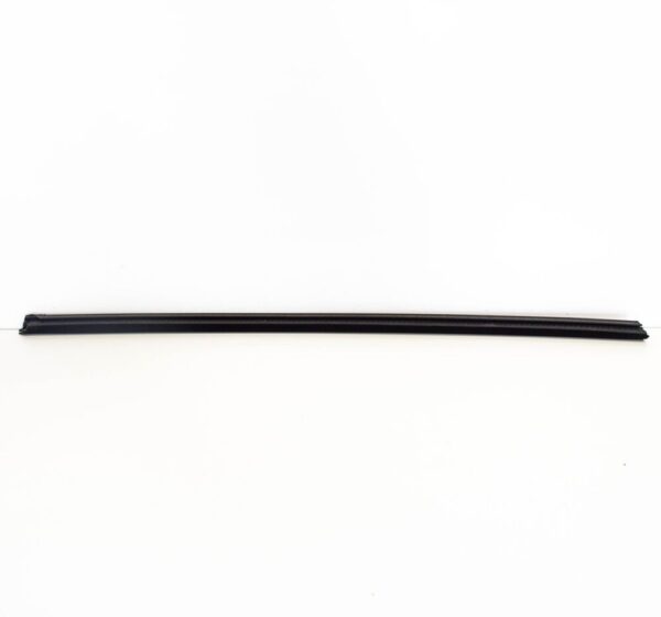 8P4837479