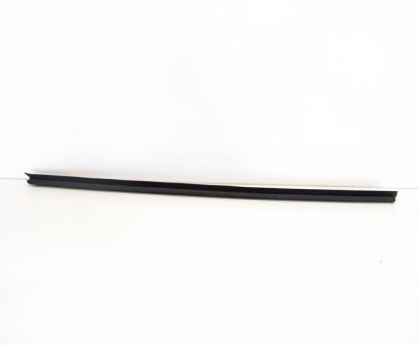 AUDI A3 8P FRONT LEFT DOOR INTERIOR WINDOW TRIM SEAL 8P4837479 NEW - Image 4