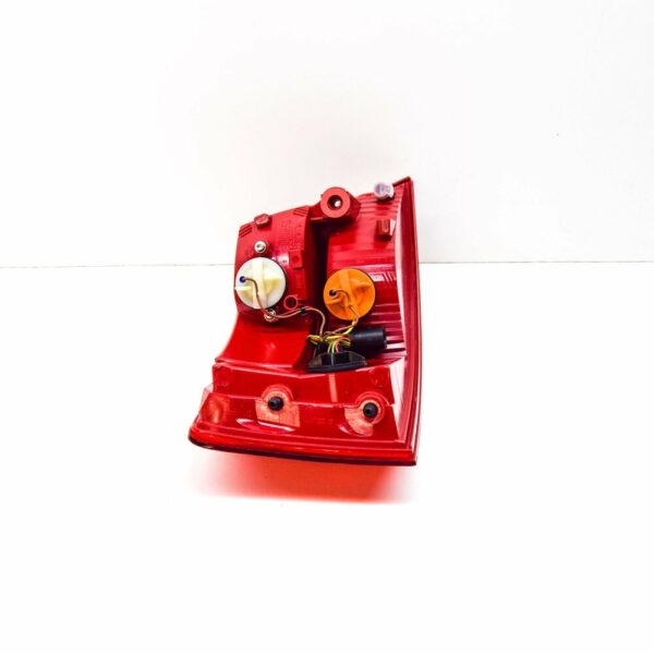 NEW AUDI A3 CONVERTIBLE 8P REAR RIGHT TAIL LIGHT 8P7945096