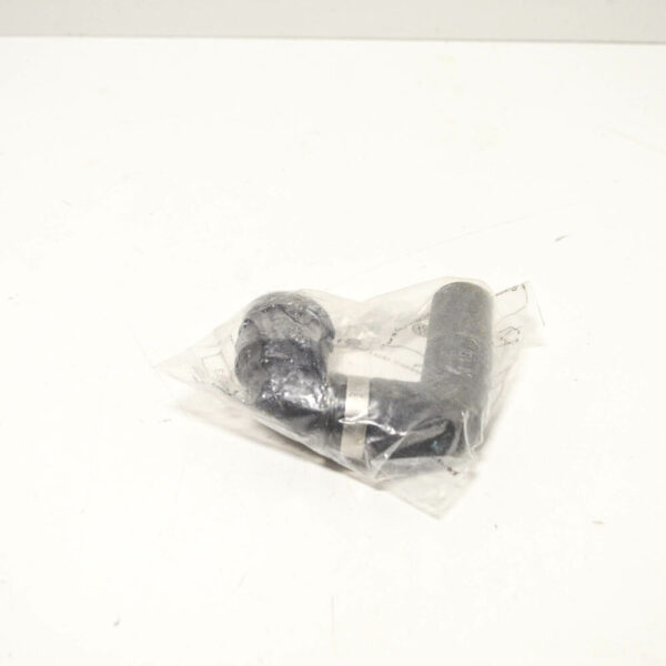 8R0122109A