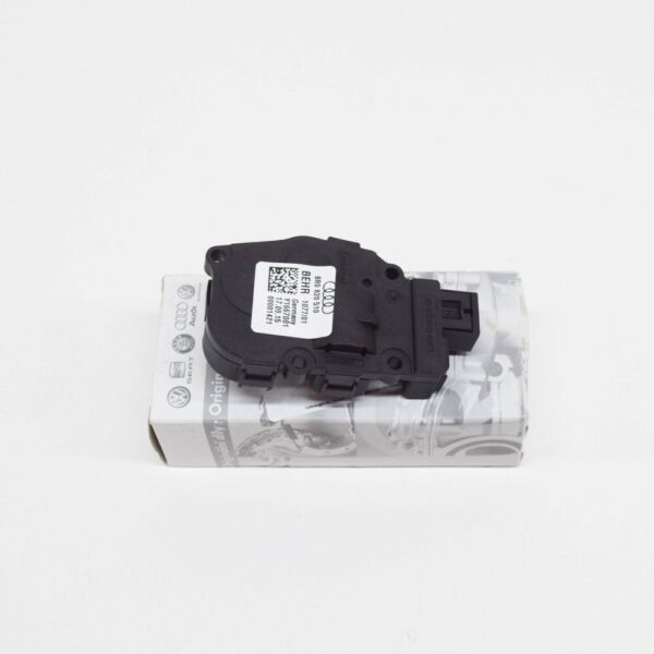 8R0820510A
