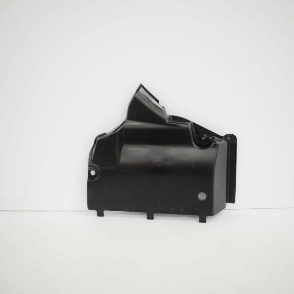 8R0-825-201-C