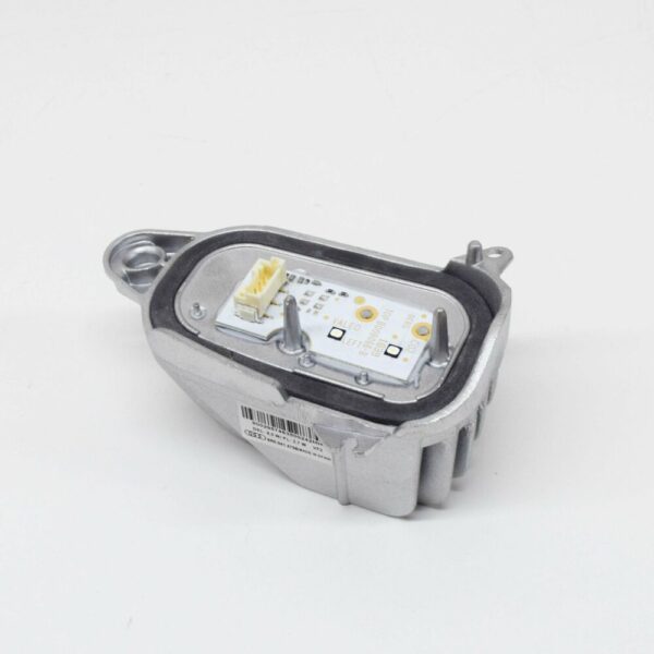 NEW OEM ORIGINAL 8R0941475B