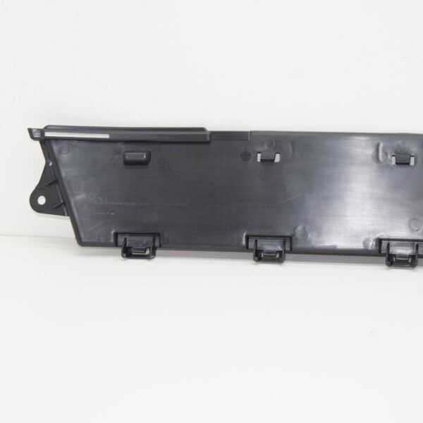 Audi TT FV3 Medium Radiator Grill Locking Plate 8S0853692B NEW - Image 4