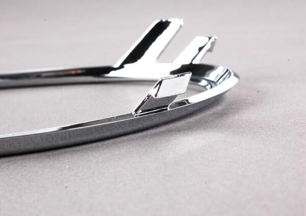 Audi A5 08-12 Chrome Surround 8T08531022 Right O/S Bumper - Image 4