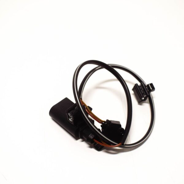 Audi A4 B8 bonnets locking microswitch sensor 8T0953236B new - Image 5