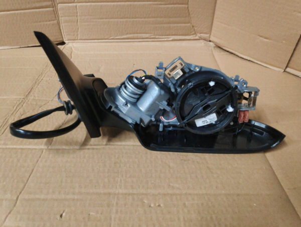 8T8857410J3FZ