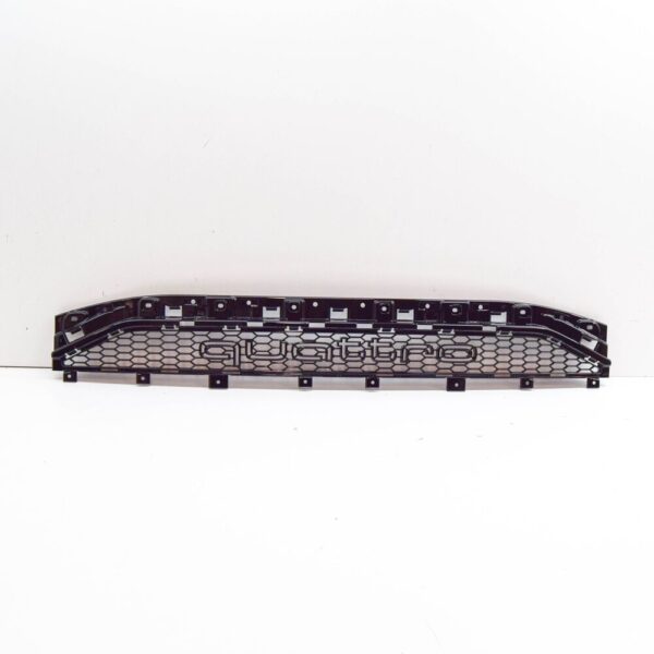 AUDI RS Q3 8U FRONT BUMPER CENTRE GRILLE 8U0807683BT94 NEW ORIGINAL - Image 3