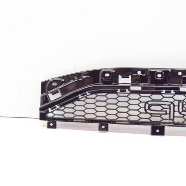 AUDI RS Q3 8U FRONT BUMPER CENTRE GRILLE 8U0807683BT94 NEW ORIGINAL - Image 4