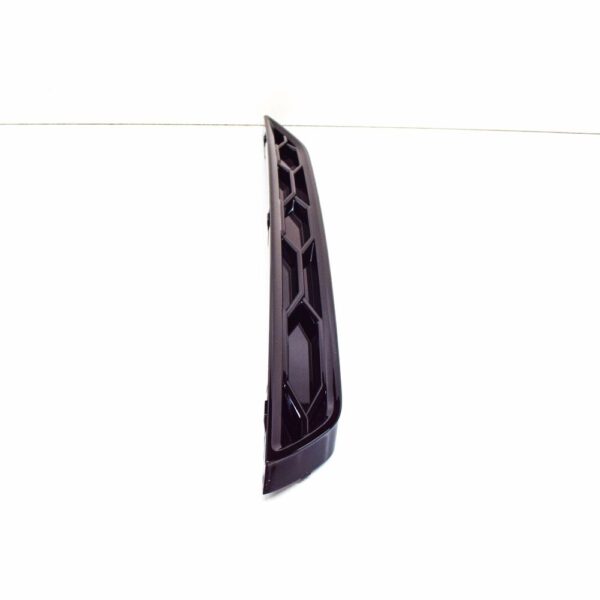 AUDI Q3 8U Front Bumper Right Lower Bumper Grille Trim 8U0807926T94 NEW ORIGINAL - Image 3