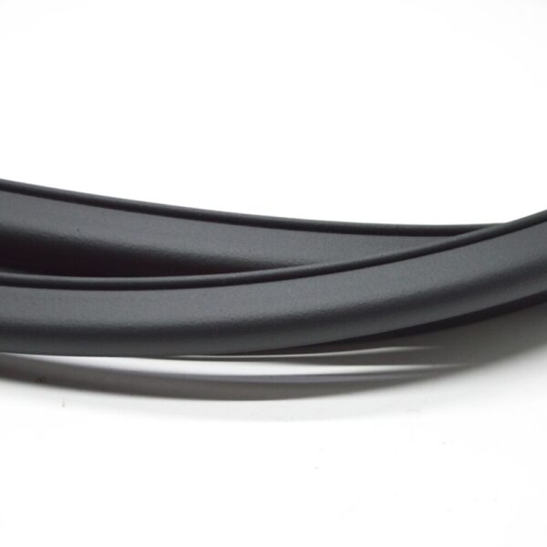 AUDI Q3 8U Rear Right Door Seal Rubber 8U0839912B NEW - Image 3