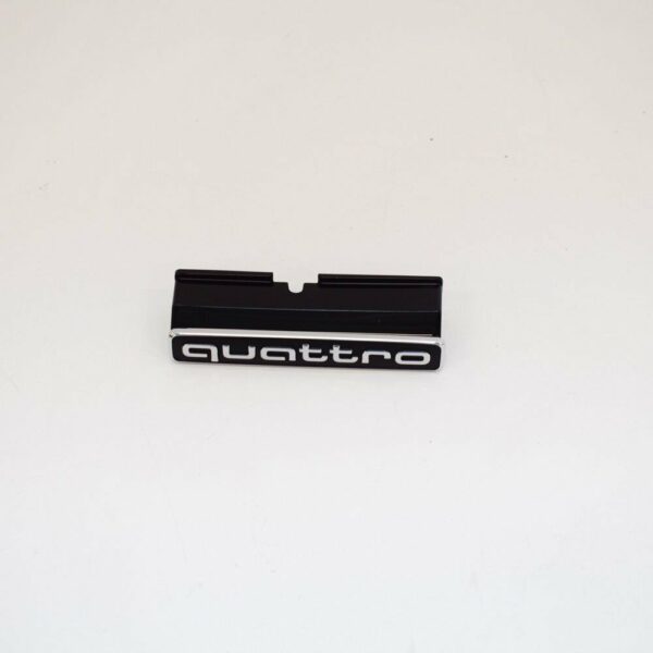 Audi Q3 8U Front Bumper Upper Grille QUATTRO Badge 8U0853736BT94 NEW ORIGINAL - Image 3