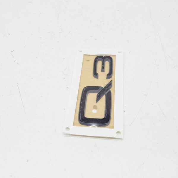 NEW AUDI Q3 8U REAR EMBLEM BADGE 8U0853741AT94 - Image 4