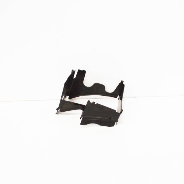 NEW AUDI A3 S3 8V AIR DUCT 8V0117339 - Image 4