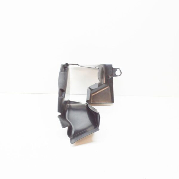 NEW AUDI A3 8V S3 RIGHT SIDE COOLANT AIR DUCT 8V0121674B