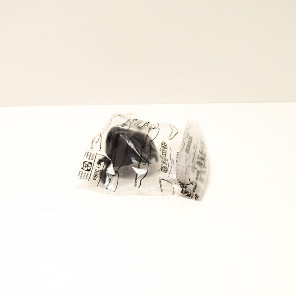 8V0512133