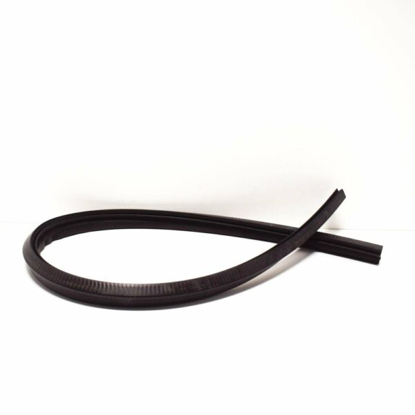 NEW AUDI A3 CONVERTIBLE 8V BONNET RUBBER SEAL 8V0823723 2017 - Image 3