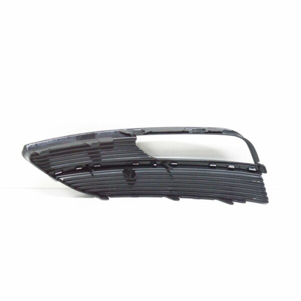NEW AUDI A3 8PA FRONT BUMPER RIGHT SIDE GRILLE 8V3807682A 9B9 - Image 5