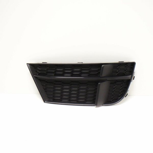 Audi A3 8V Front Bumper Right Side Grille 8V3807682NESM NEW ORIGINAL - Image 5