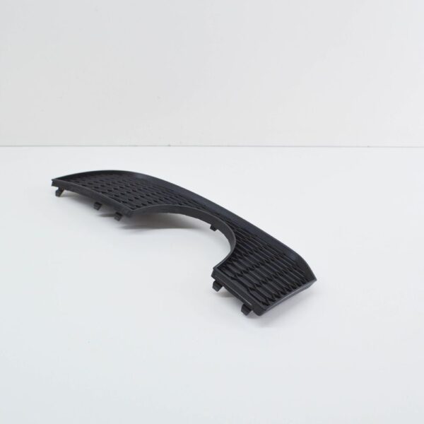 NEW AUDI A3 8V REAR BUMPER DIFFUSER INSERT GRILLE TRIM 8V3807834B - Image 5
