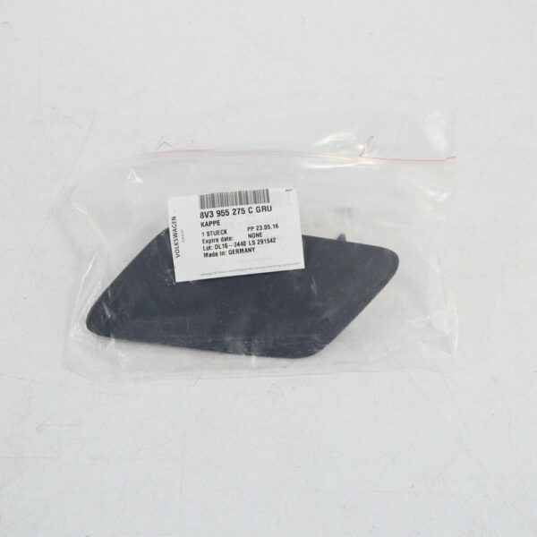 NEW AUDI A3 8V LEFT HEADLIGHT CLEANING CAP 8V3955275CGRU - Image 5