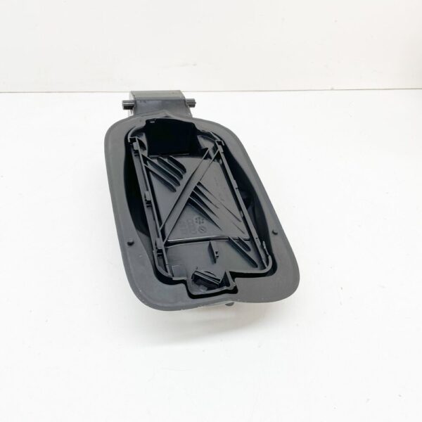 AUDI A3 8V FUEL FILLER INSERT 8V4809906D NEW ORIGINAL - Image 3