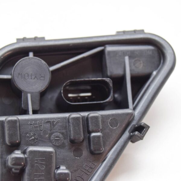 Audi A3 8V right taillight lamp socket 8V5945258 new