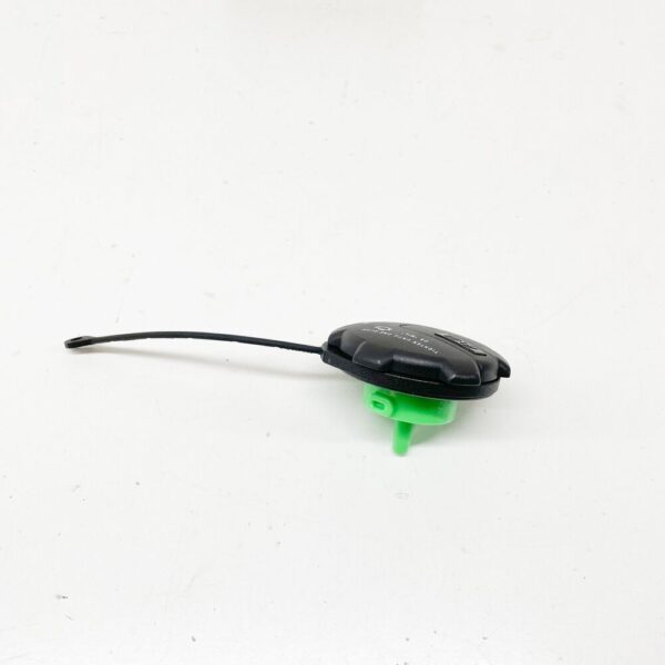 NEW AUDI RS4 B9 FUEL TANK GAS CAP 8W0201550B ORIGINAL - Image 4