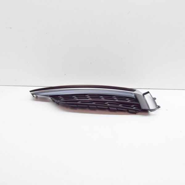 AUDI A5 8W6 Front Right Air Guide Grille 8W6807682FRU6 NEW ORIGINAL - Image 3