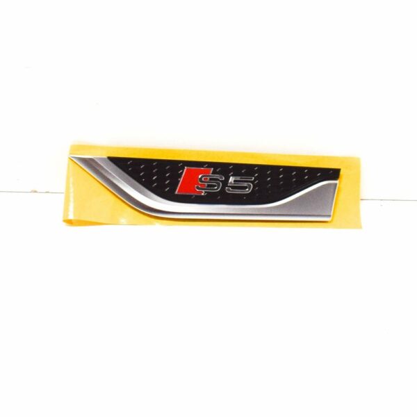8W6853601CPUZ