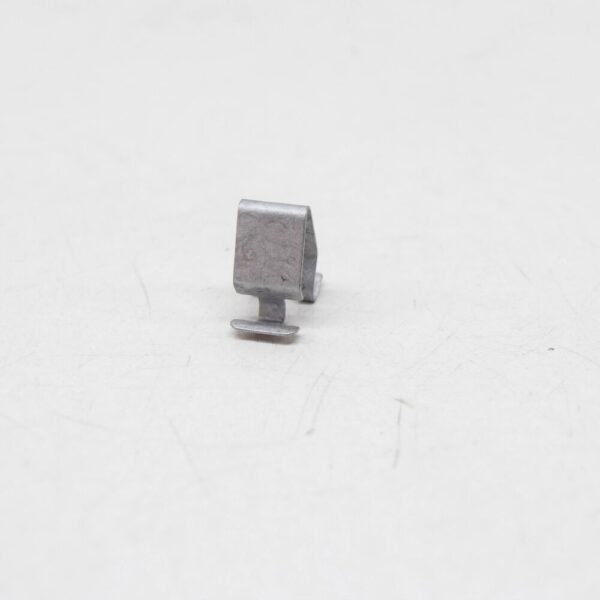Audi A1 8x rear lid trim clip 8X0867276A NEW REAL - Image 3