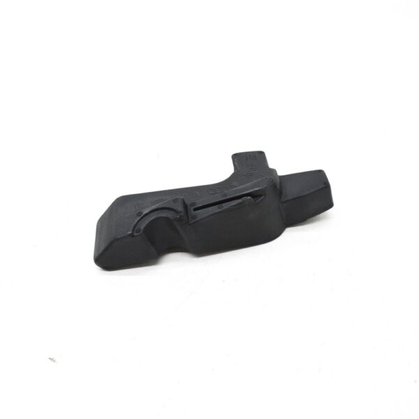 NEW AUDI A3 8Y FRONT LOCK CARRIER LEFT SEAL 8Y0122327A ORIGINAL - Image 3
