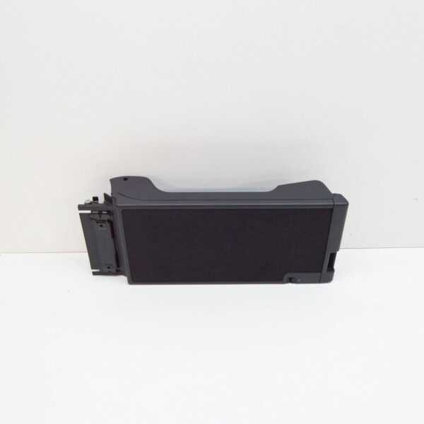 NEW AUDI A3 8Y MIDDLE ARMREST BRACKET 8Y0885961A4PK ORIGINAL - Image 3